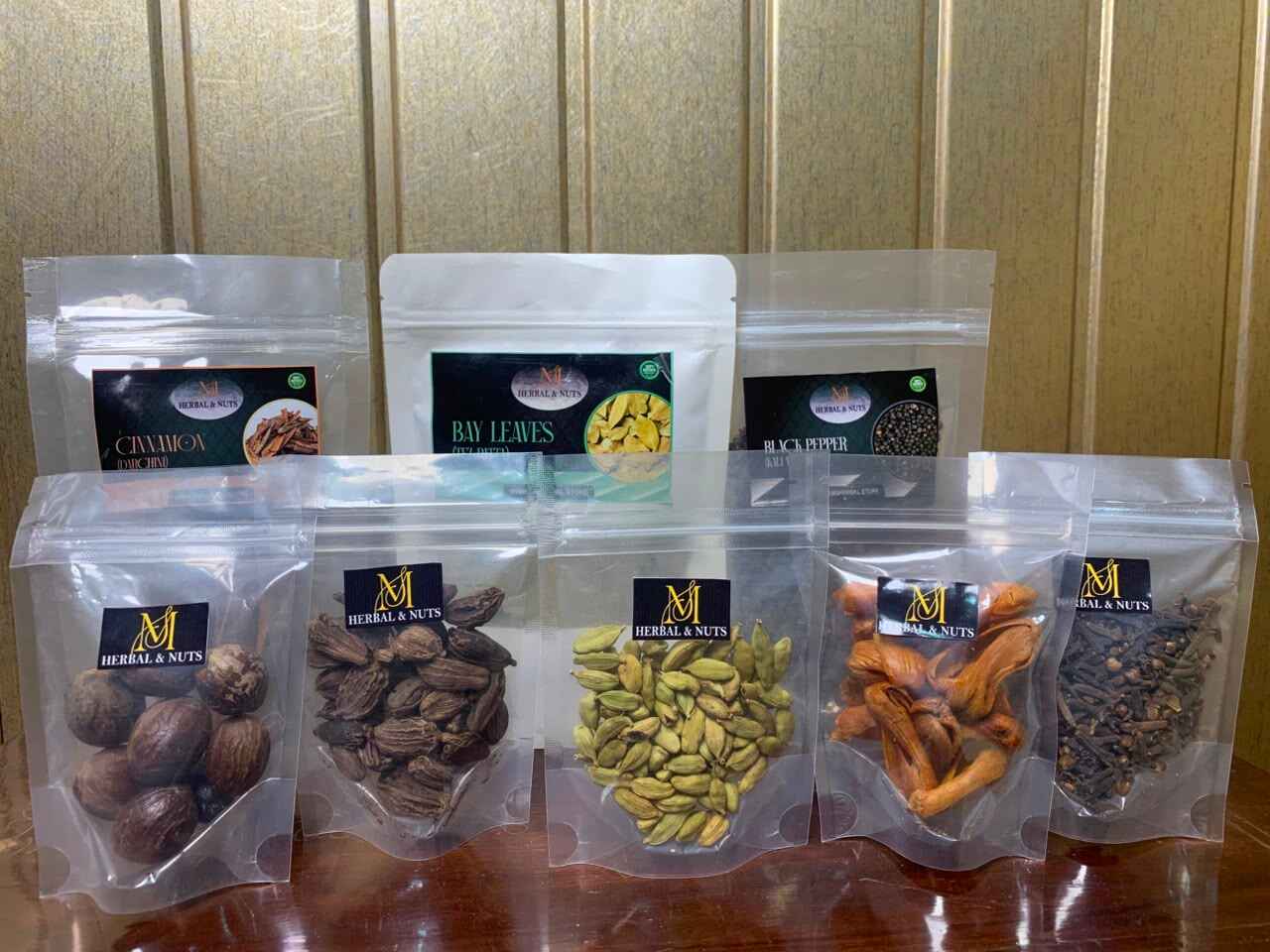 Spices Whole Deal